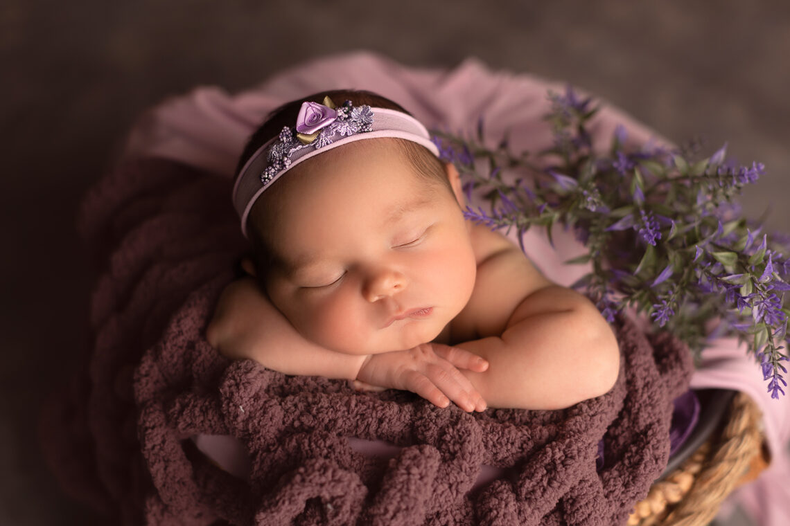 Newborn savannah baby photography, Bluffton